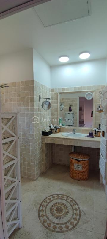 Demeure - 160 m² - 5 pièces