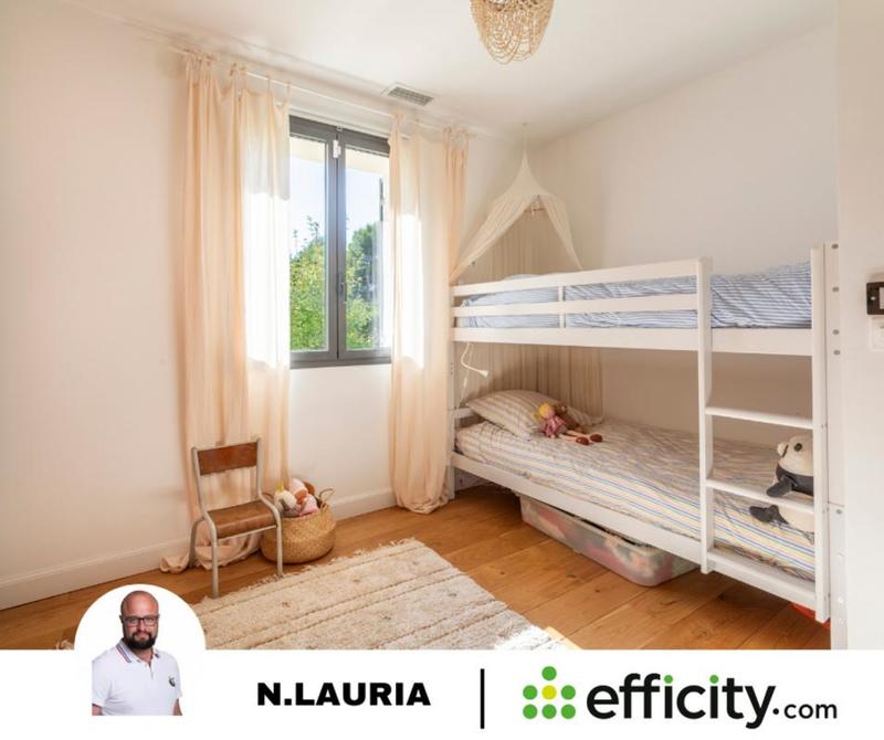 Maison - 160 m² - 7 pièces