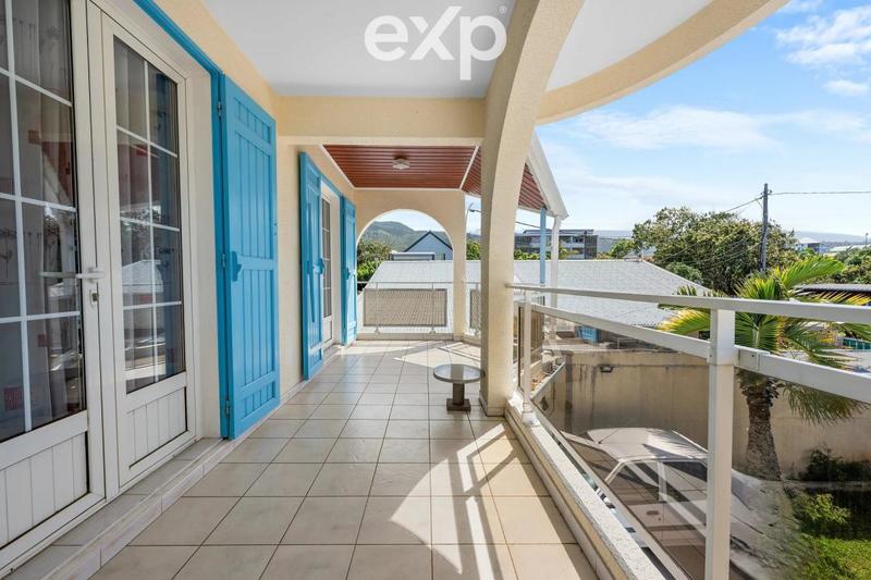 Villa - 197 m² - 6 pièces