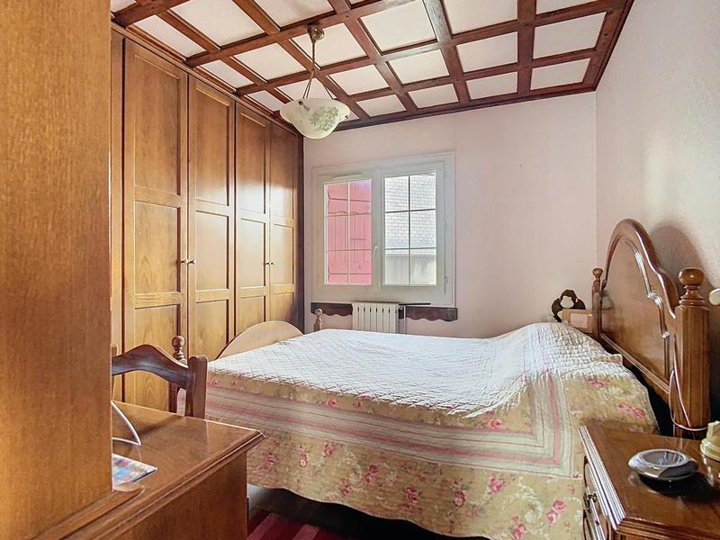 Maison - 198 m² - 7 pièces