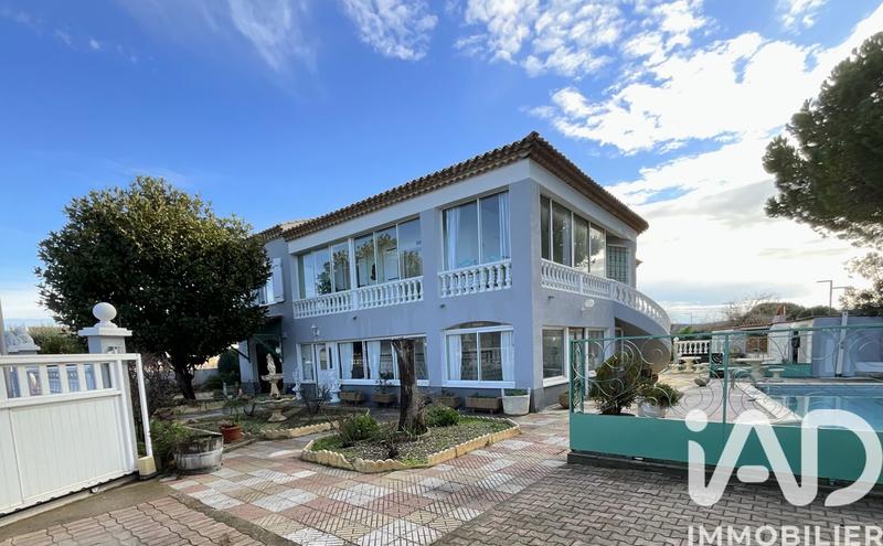 Maison - 398 m² - 11 pièces