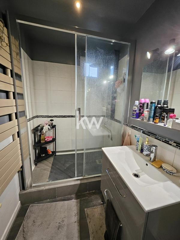 Maison - 127 m² - 7 pièces