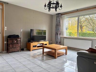 Maison - 185 m² - 8 pièces