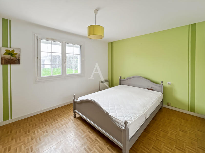 Maison - 121 m² - 5 pièces