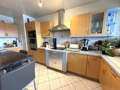 Appartement - 83 m² - 3 pièces