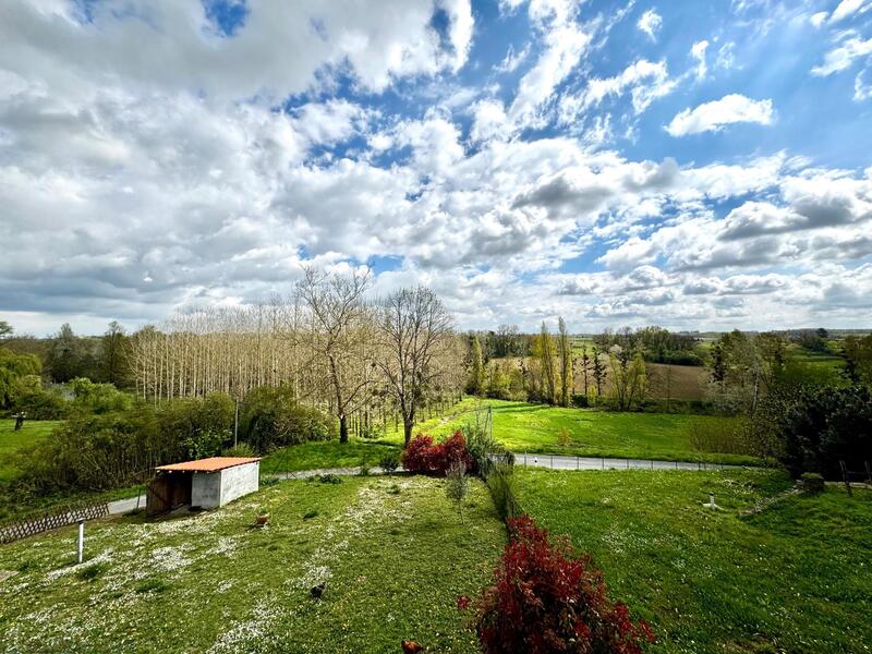 Maison - 179 m² - 6 pièces