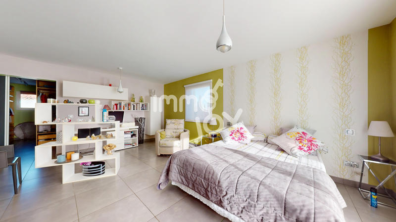 Maison - 183 m² - 5 pièces