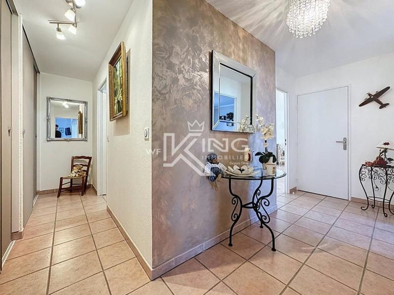 Appartement - 97 m² - 4 pièces