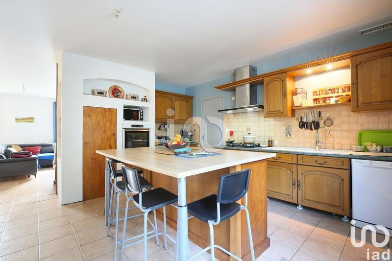 Maison - 189 m² - 7 pièces