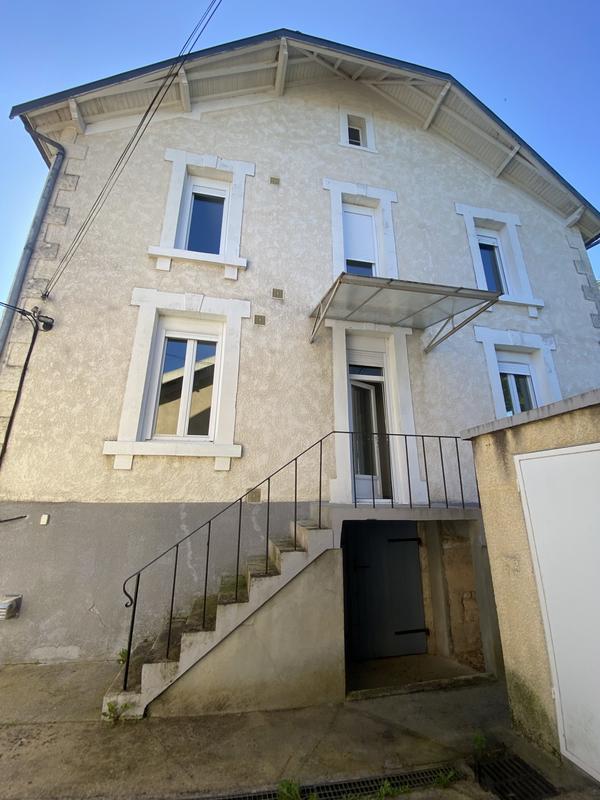 Maison traditionnelle - 152 m² - 5 pièces