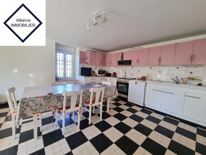 Maison ancienne - 195 m² - 6 pièces