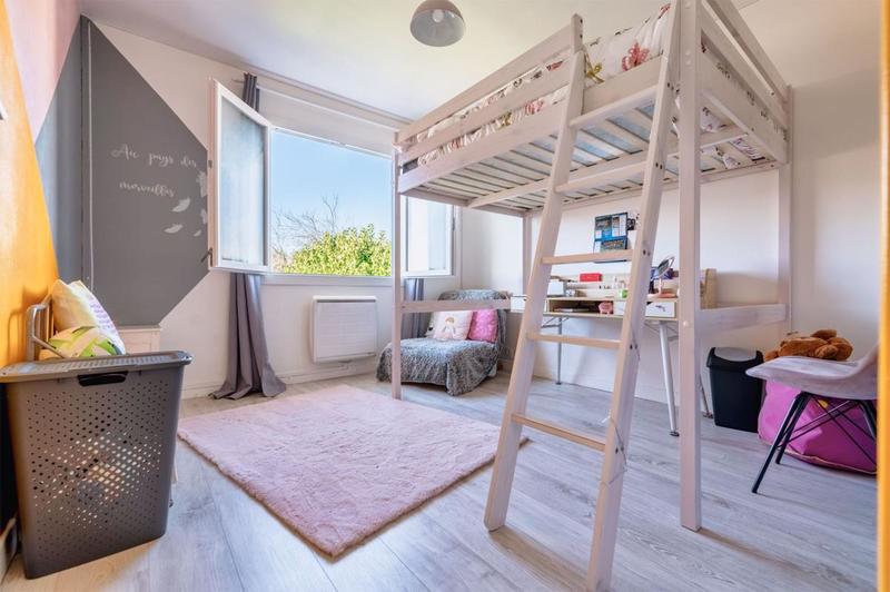 Maison - 192 m² - 8 pièces