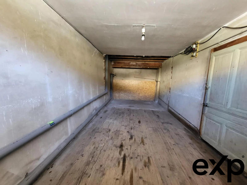 Maison traditionnelle - 150 m² - 6 pièces