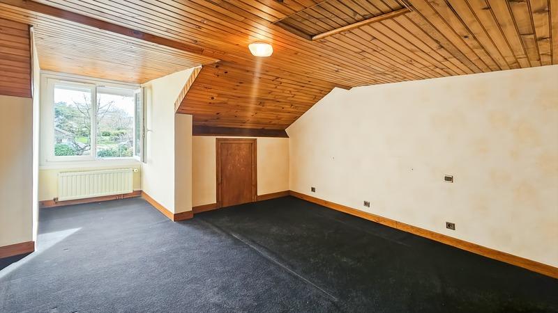 Maison - 156 m² - 6 pièces