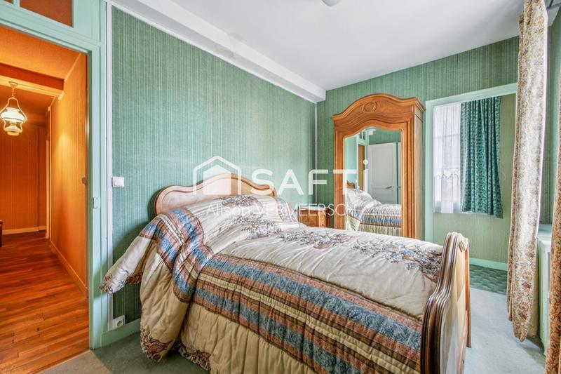 Maison - 204 m² - 7 pièces