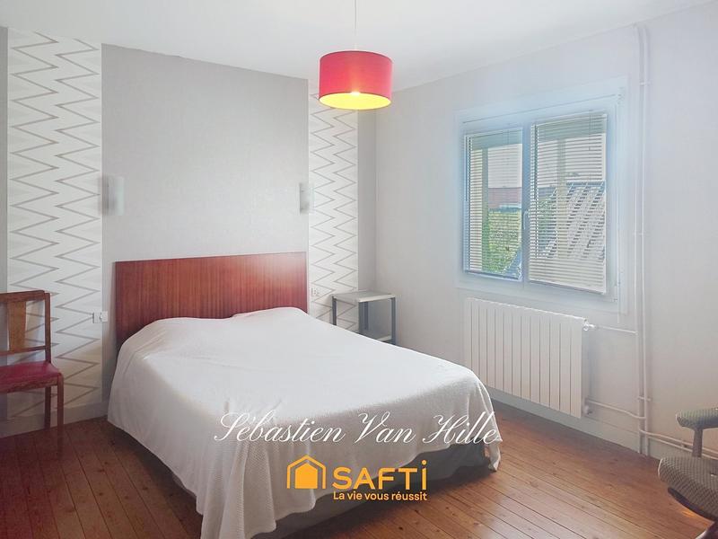 Maison - 97 m² - 5 pièces