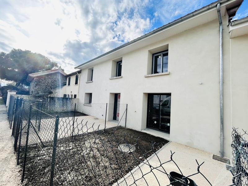 Maison - 96 m² - 4 pièces