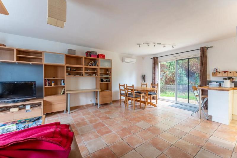 Maison - 96 m² - 5 pièces