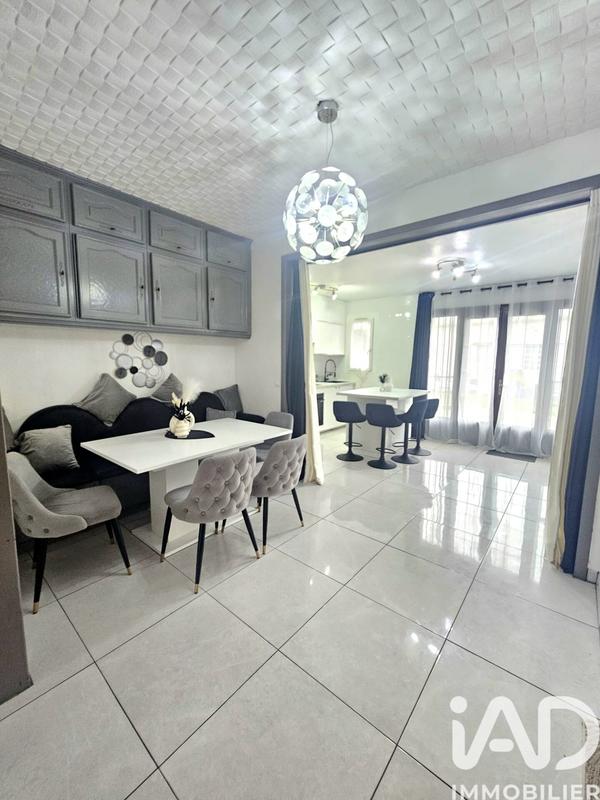 Maison - 120 m² - 6 pièces