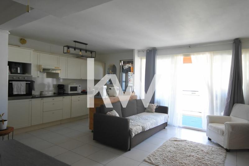 Appartement - 64 m² - 4 pièces