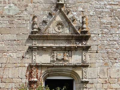 Propriété - 250 m² - 8 pièces