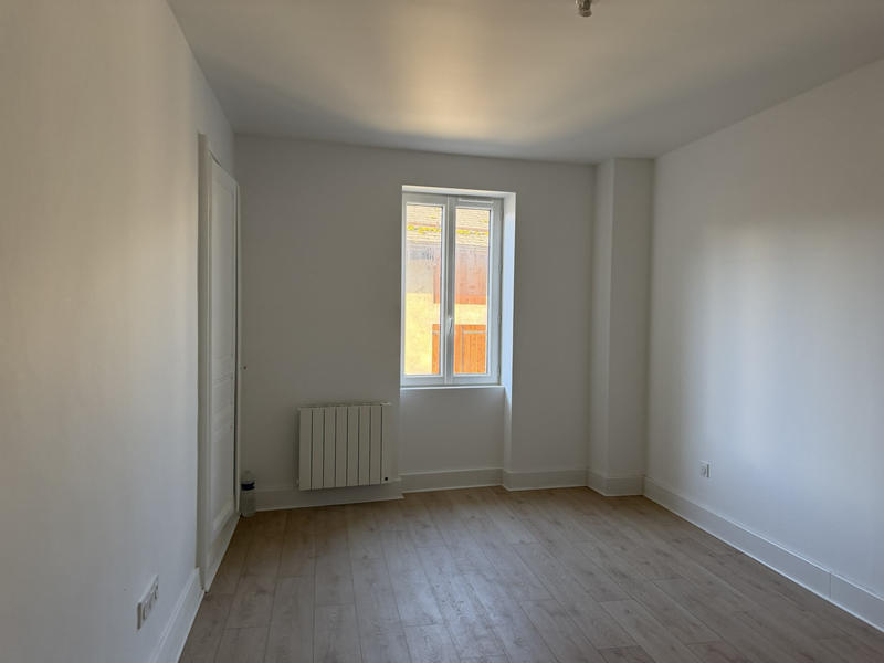 Maison de village - 90 m² - 4 pièces