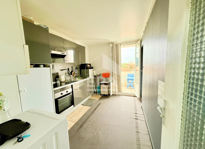 Appartement - 75 m² - 4 pièces