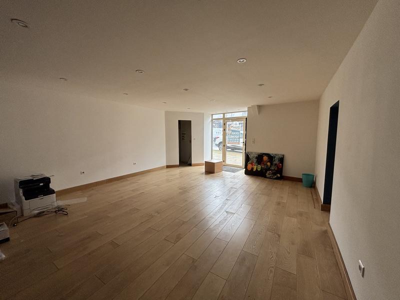 Local commercial - 120 m²