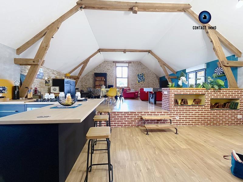 Maison ancienne - 225 m² - 8 pièces