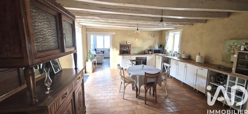 Maison - 104 m² - 4 pièces