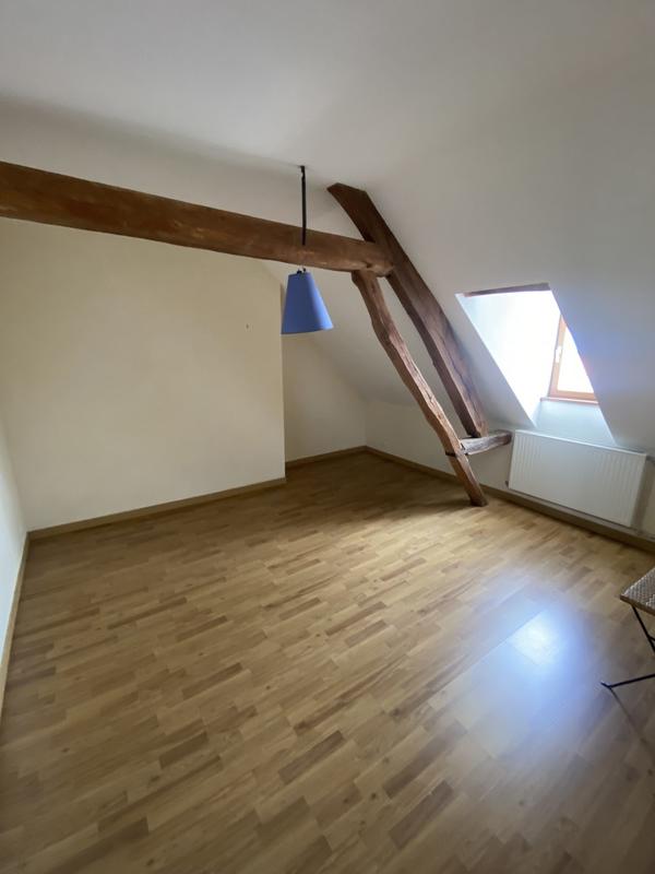 Maison - 247 m² - 9 pièces
