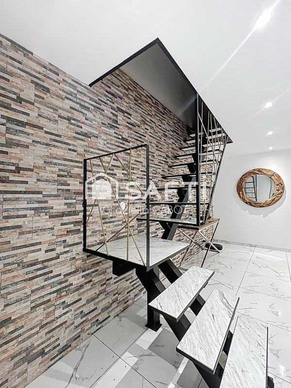 Maison - 136 m² - 4 pièces