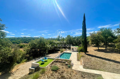 Maison - 170 m² - 6 pièces