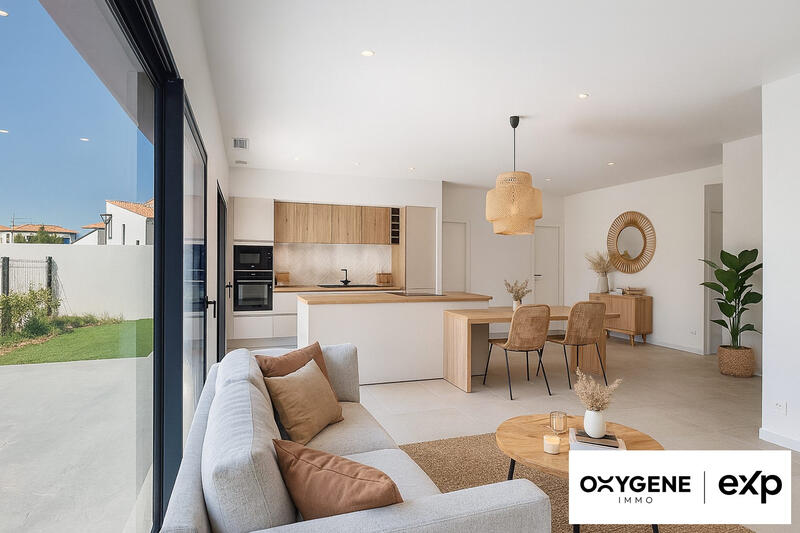 Maison - 93 m² - 4 pièces