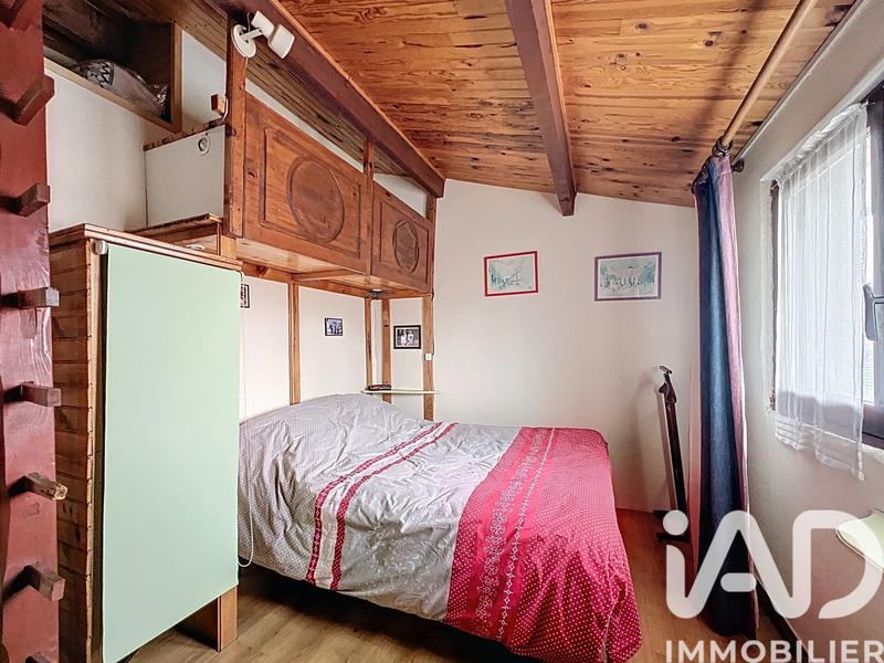 Maison - 140 m² - 5 pièces