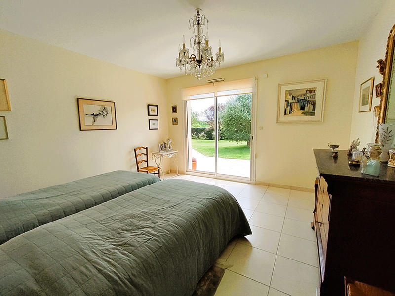 Maison - 200 m² - 7 pièces