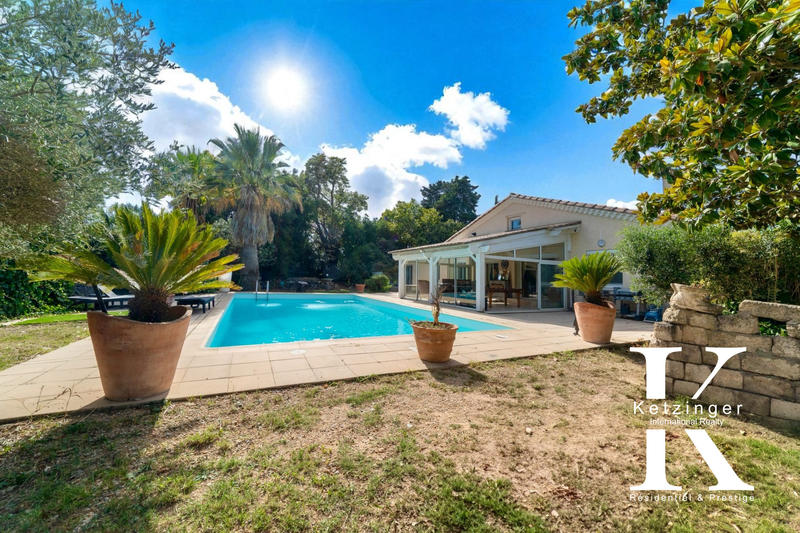 Maison - 144 m² - 5 pièces