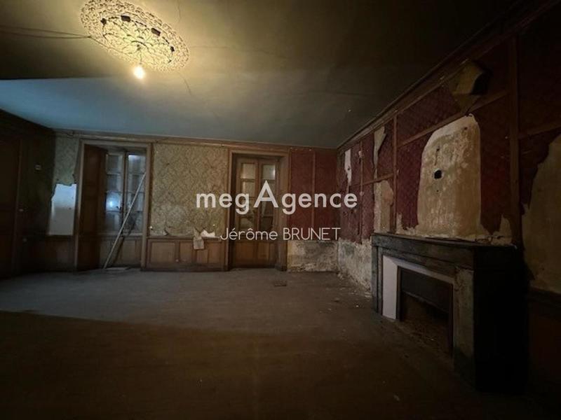 Maison - 400 m² - 16 pièces