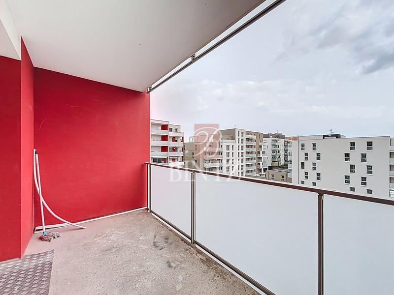 Appartement - 80 m² - 5 pièces