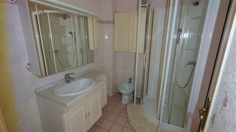 Appartement - 84 m² - 3 pièces