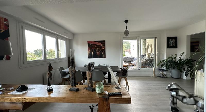 Appartement sur toit - 110 m² - 5 pièces