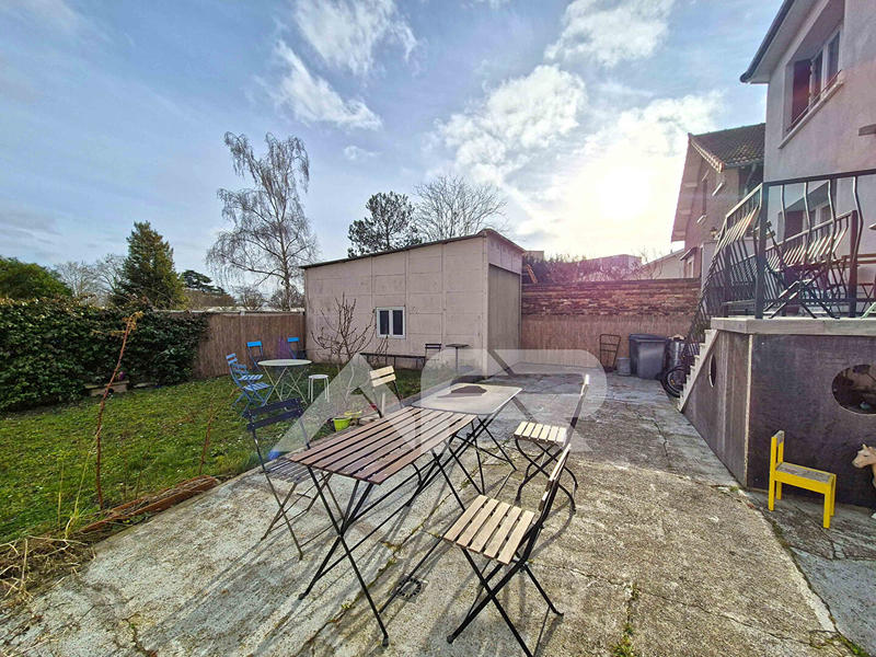 Maison - 100 m² - 5 pièces