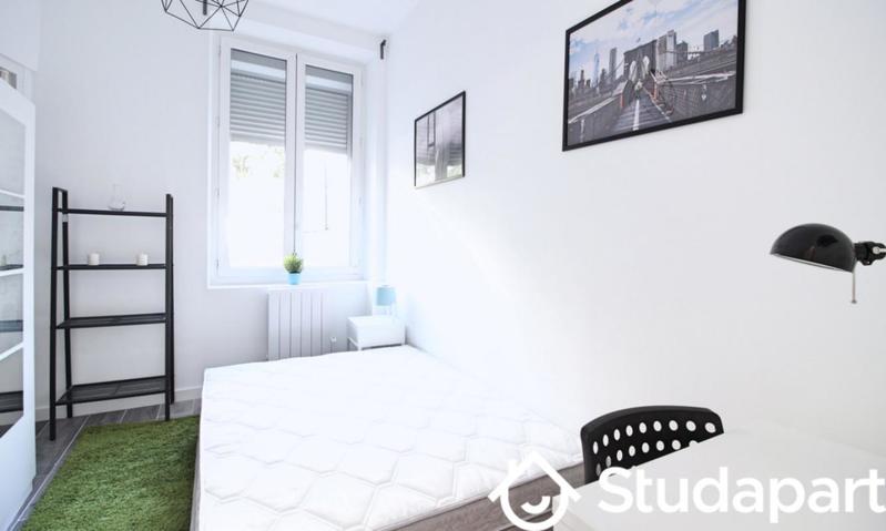 Chambre - 12 m² - 1 pièce