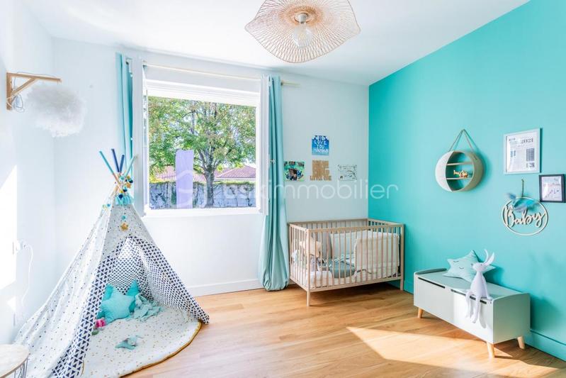 Maison de ville - 260 m² - 8 pièces