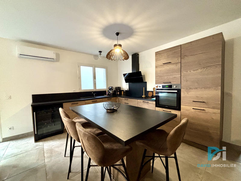 Maison - 96 m² - 4 pièces