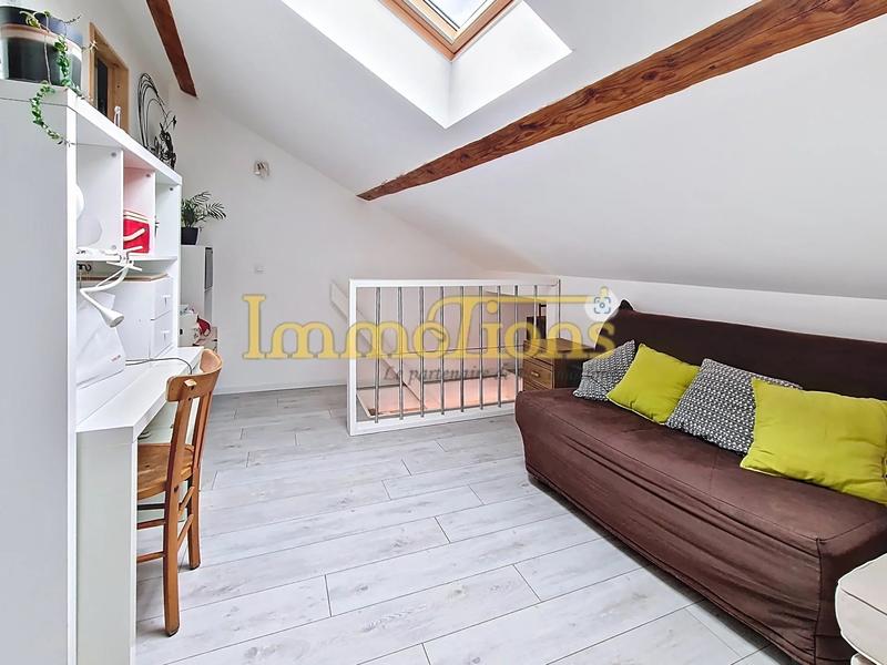 Appartement - 90 m² - 4 pièces