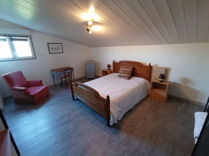 Maison - 200 m² - 7 pièces