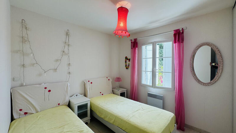 Maison traditionnelle - 164 m² - 7 pièces