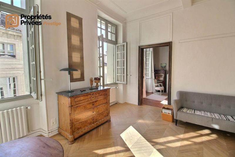 Hôtel particulier - 320 m² - 10 pièces