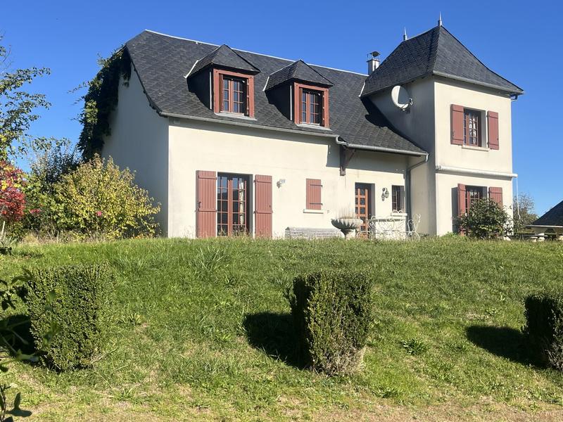 Maison - 127 m² - 4 pièces